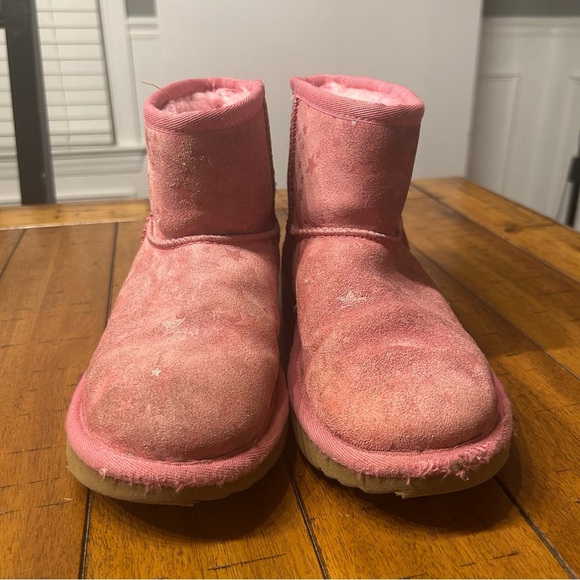 Ugg Girls Pink Kids’ Classic Mini Stars II Shearling Boots, Size 4 - Picture 5 of 7